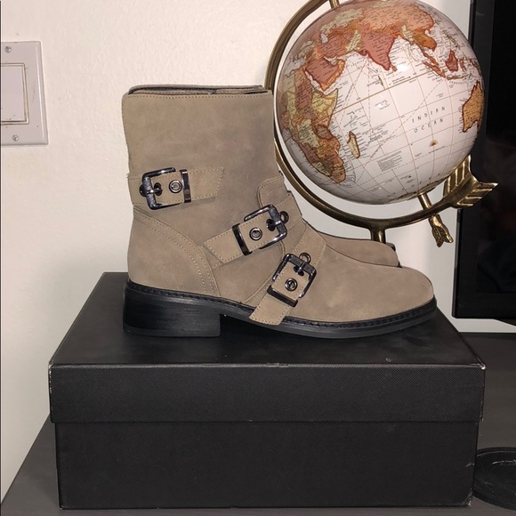 NEW Kendall + Kylie nori ankle boot suede - Picture 1 of 11